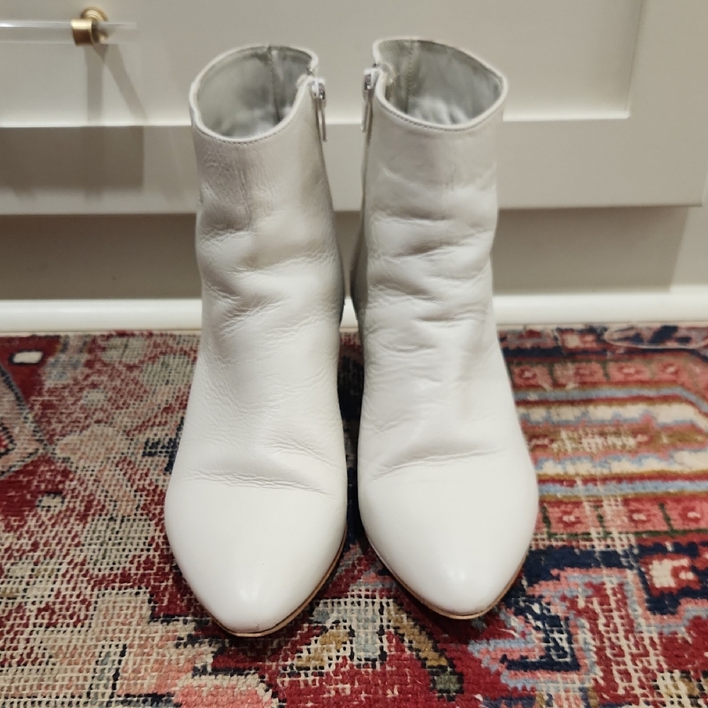 Fabianelli Chic Italian Leather Creamy-White Ankle Boots